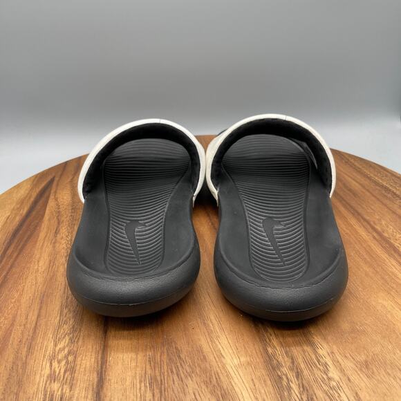Nike Victori One Sandals Mens 10 White Slides Casual Comfort Pool Beach Shower main image 4